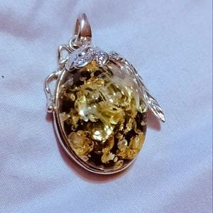 icing on fantacia fina pendants